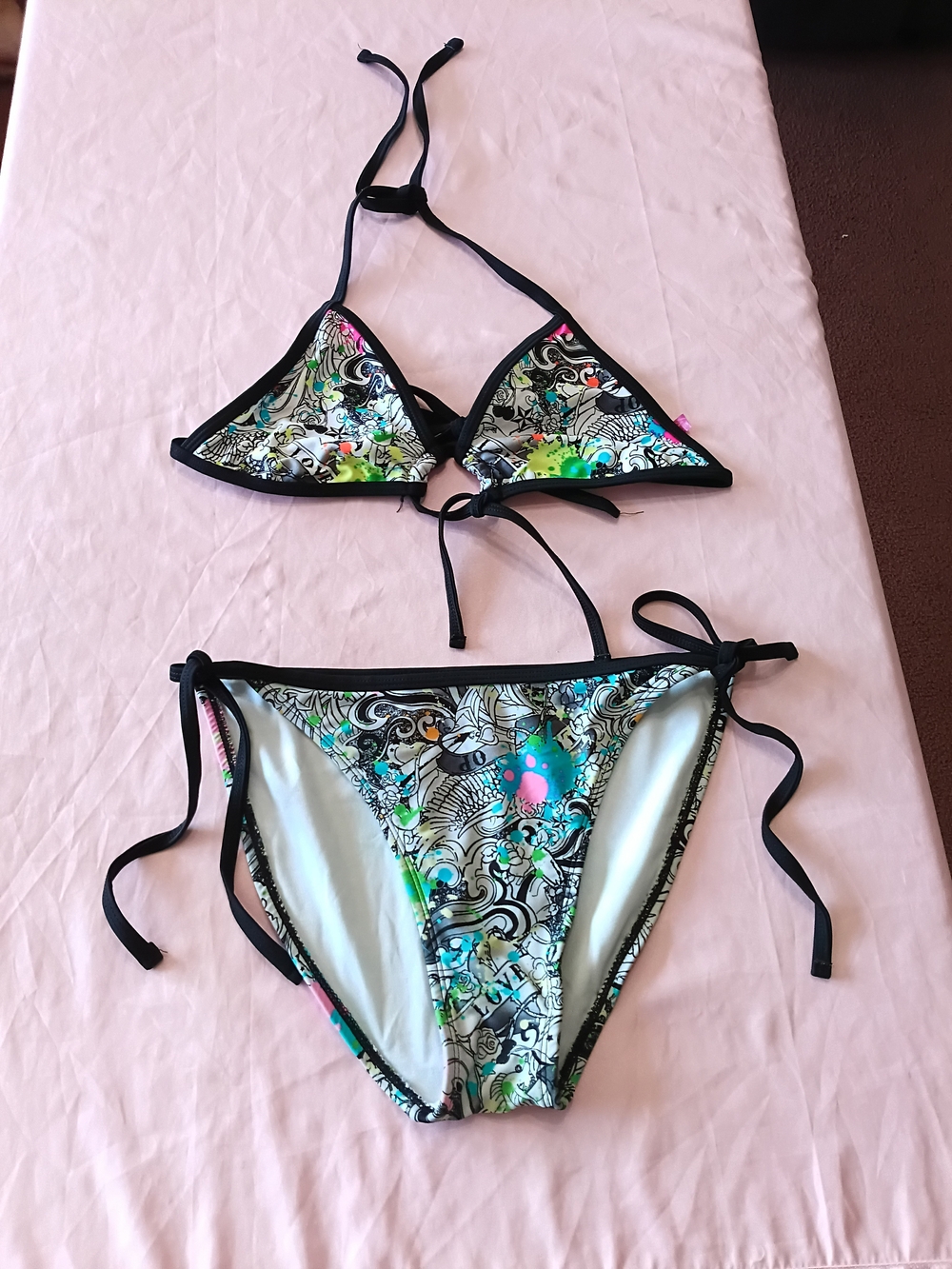 OP 2 Piece Multicolor Floral Graphic Tie-Side Bikini Top Sz. M Bottom Sz. L